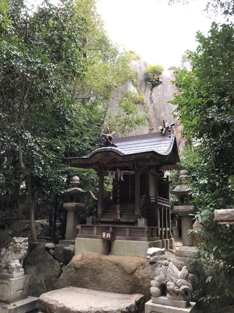 越木岩神社（撮影: くりたま）