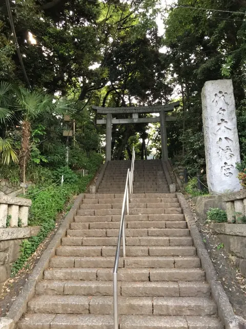 初台出世稲荷（撮影: くりたま）