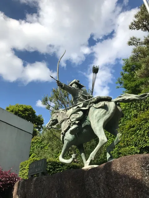 穴八幡宮（撮影: くりたま）