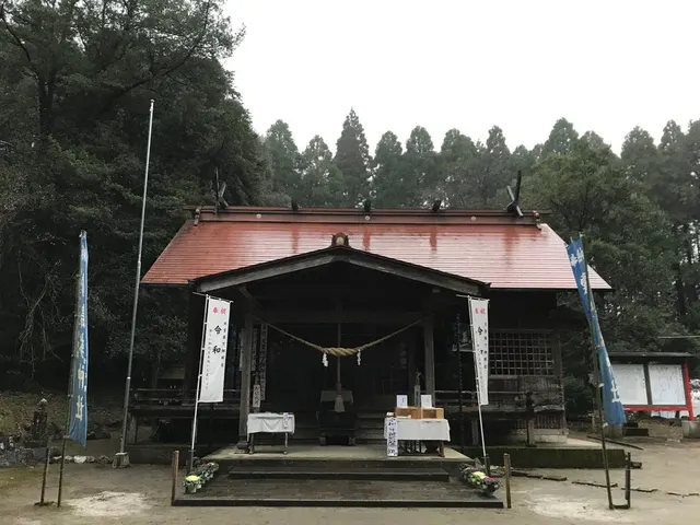 霧島岑神社（撮影: くりたま）