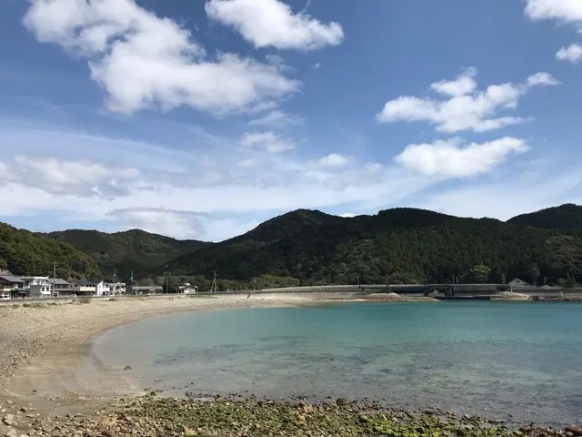 恵比寿洞神社（撮影: くりたま）