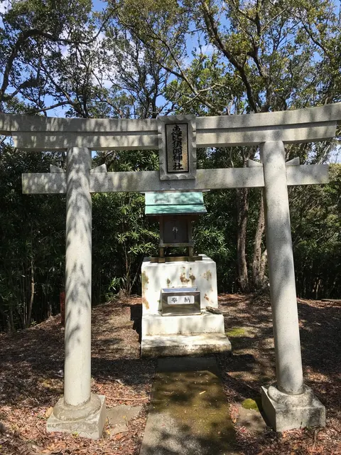 恵比寿洞神社（撮影: くりたま）
