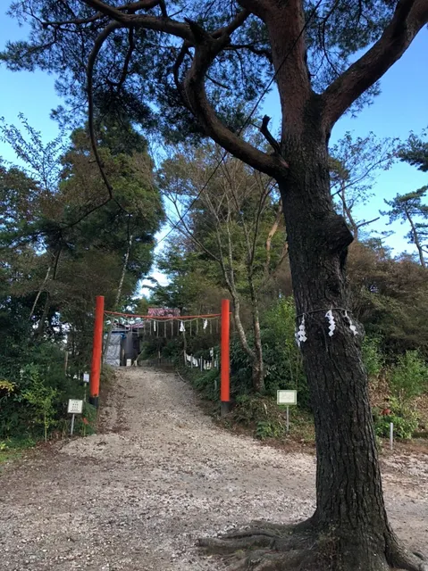 六甲山神社（撮影: くりたま）