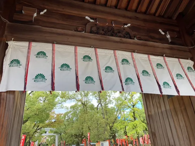 楠本稲荷神社（撮影: くりたま）
