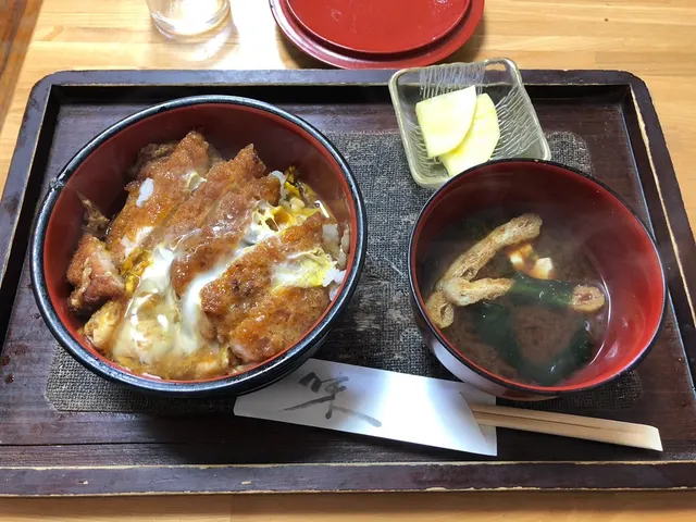 艮神社（撮影: くりたま）