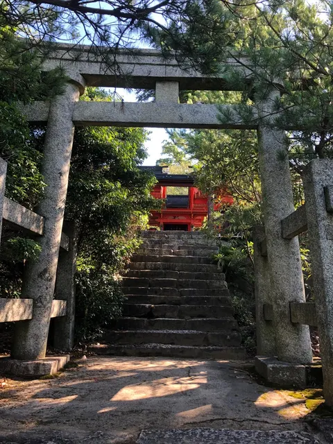 御山神社（撮影: くりたま）