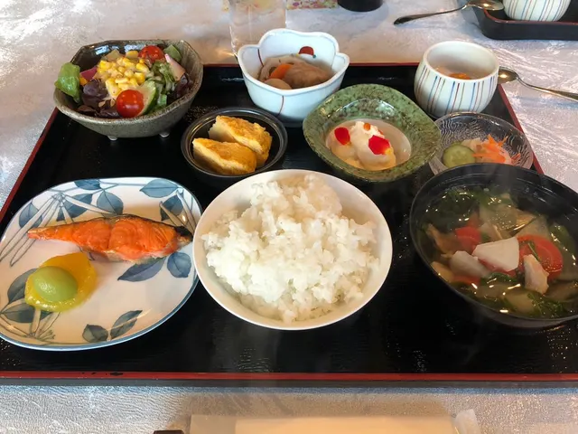 新屋山神社（撮影: くりたま）