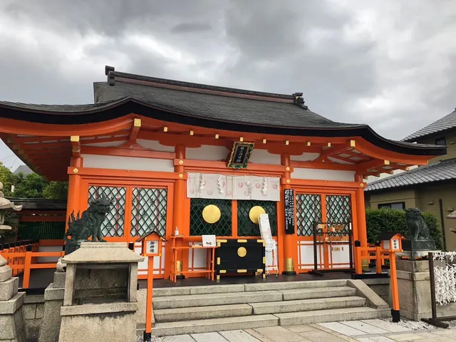 折上稲荷神社