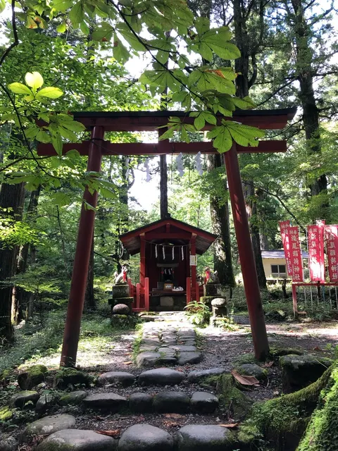 滝尾稲荷神社（撮影: くりたま）