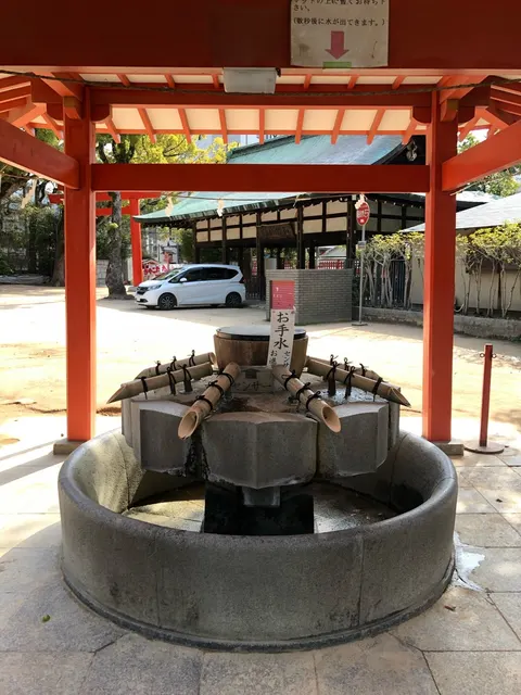 楠宮稲荷神社（撮影: くりたま）