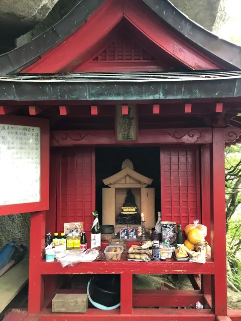 白龍稲荷神社（撮影: くりたま）
