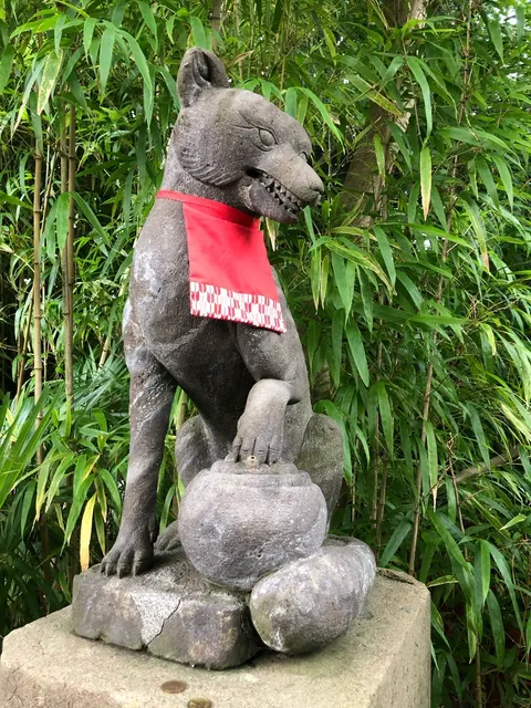 白笹稲荷神社（撮影: くりたま）