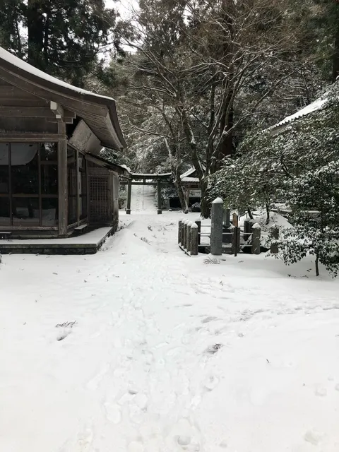 金劔宮（撮影: くりたま）